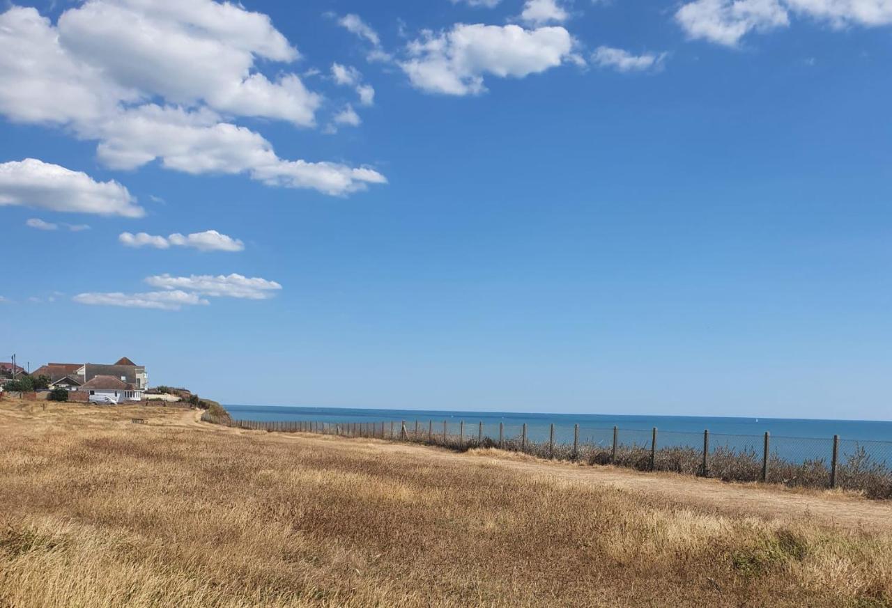 Four Seasons By The Sea Villa Peacehaven Екстериор снимка
